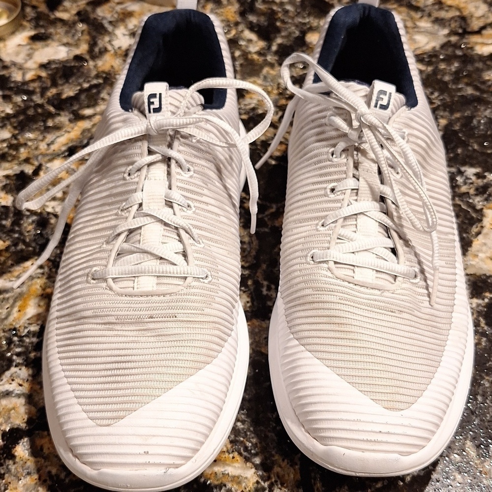 Mens Foot Joy sneakers size 11.5